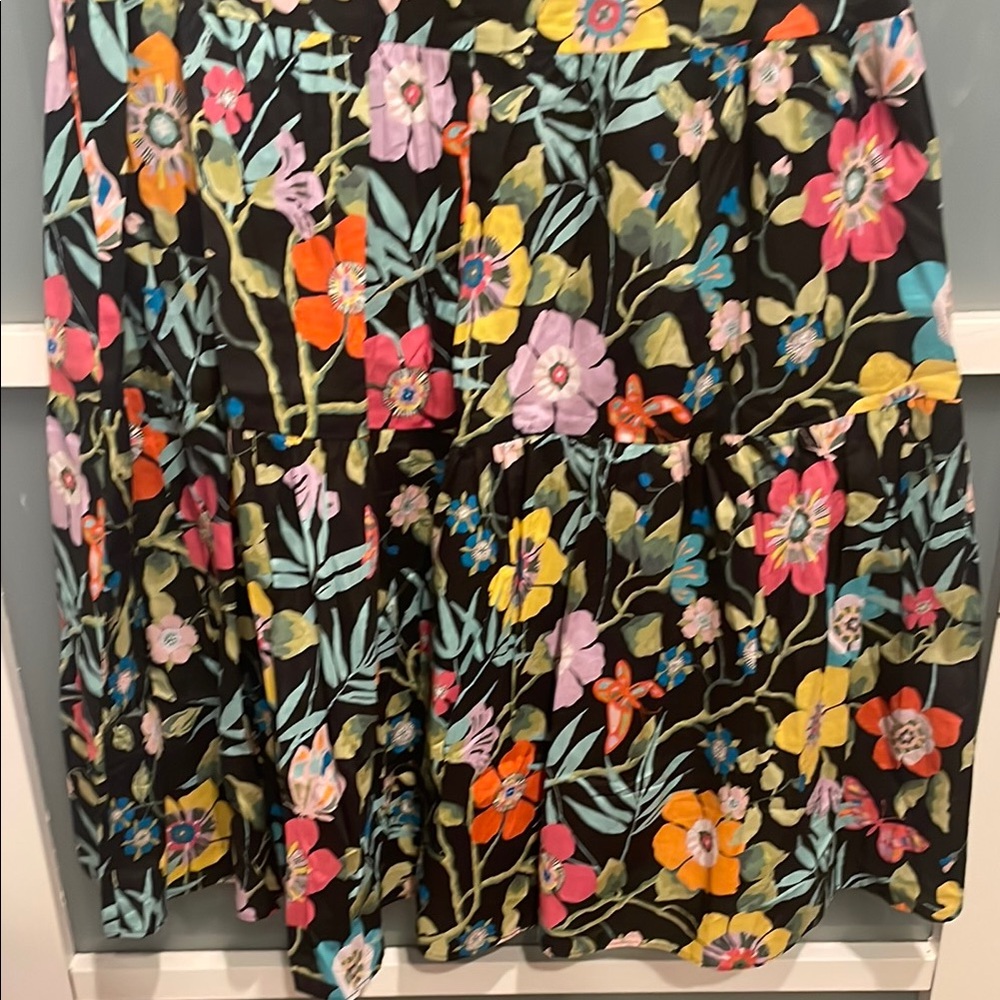 J. Crew Black and Multi Color Floral Pattern Knee Length A-Line Skirt, 8 - Picture 9 of 11